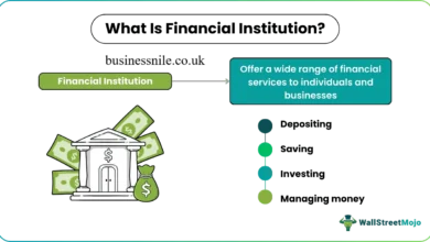 What Is a Major Difference Between Retail Banks and Credit Unions?